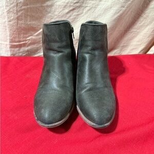 Hot Tomato Black Ankle Booties